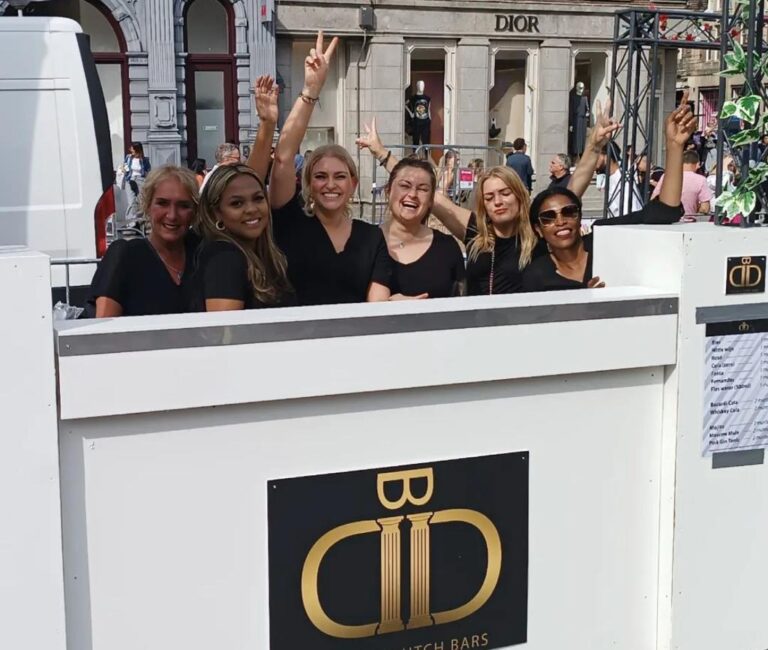 white event bar evenement in Amsterdam. wij serveerde hier cocktails, wijn en bier